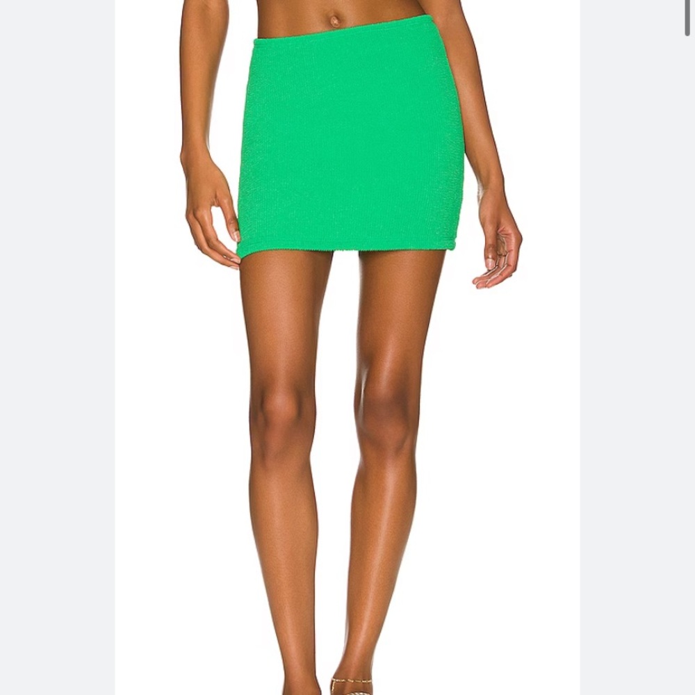 Revolve good American always fits mini skirt in summer green size 00/0